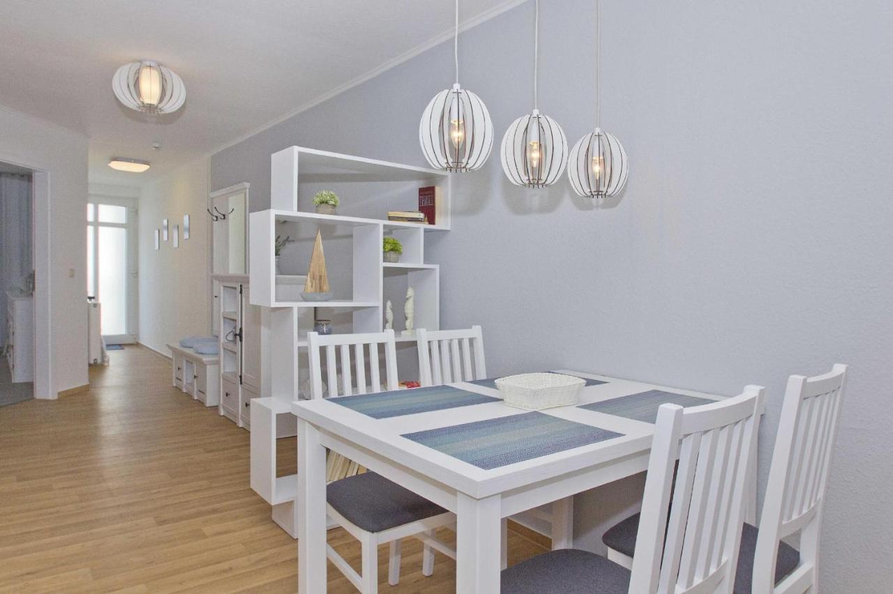 Ferienwohnung Mit Balkon, Gratis Nutzung Vom Ahoi Erlebnisbad Und Sauna In Sellin - Haus Strandeck Fewo 19 เกอเรน ภายนอก รูปภาพ